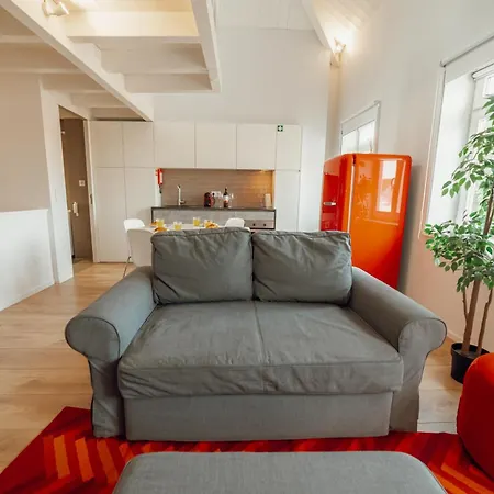 Downtown Elegant By Hosty *