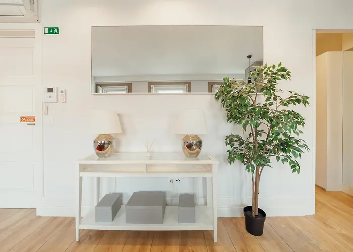 Downtown Elegant By Hosty * פורטו