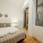 Downtown Elegant By Hosty Porto