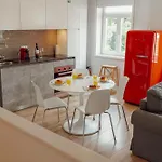 Apartament Downtown Elegant By Hosty