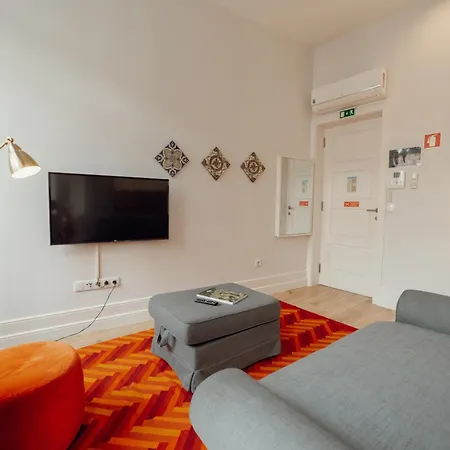 Downtown Elegant By Hosty *