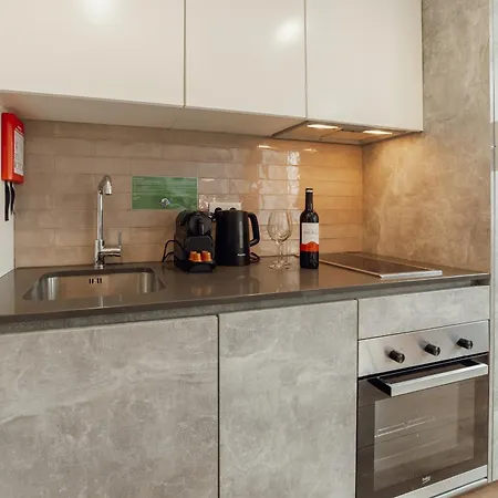 Apartment Downtown Elegant By Hosty *