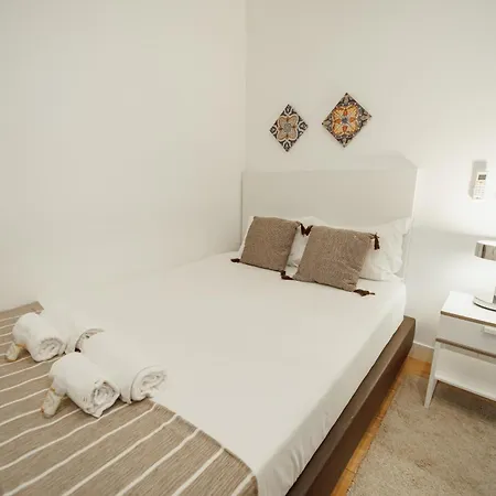 Downtown Elegant By Hosty Porto