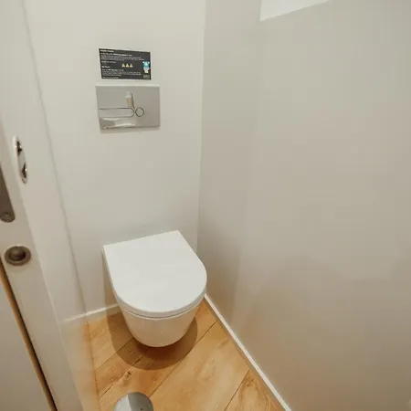 Apartment Downtown Elegant By Hosty Porto