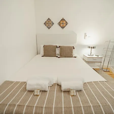 Downtown Elegant By Hosty Appartement Oporto