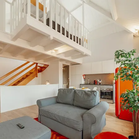 Downtown Elegant By Hosty Appartement *