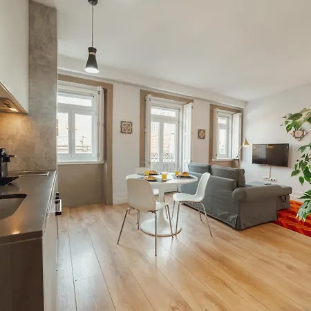 Downtown Elegant By Hosty