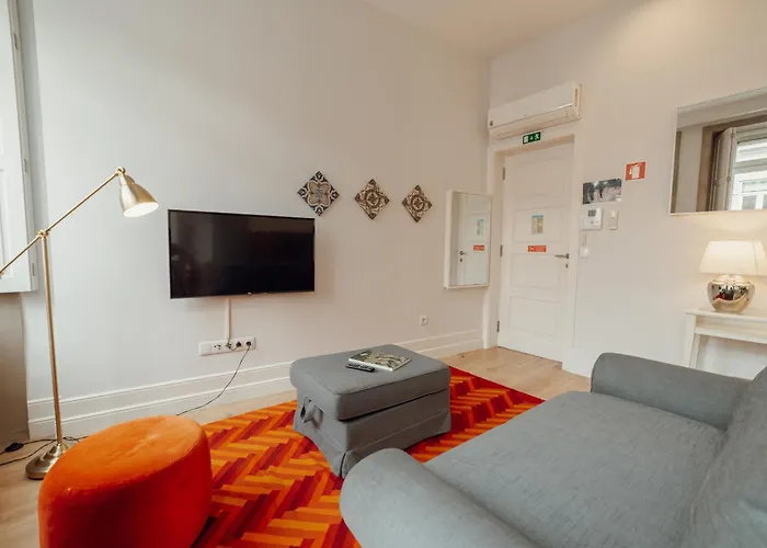 Downtown Elegant By Hosty *