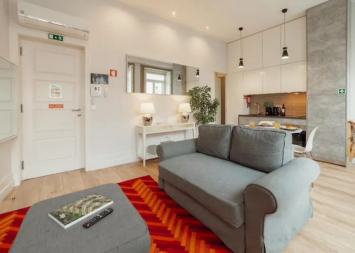 Downtown Elegant By Hosty *