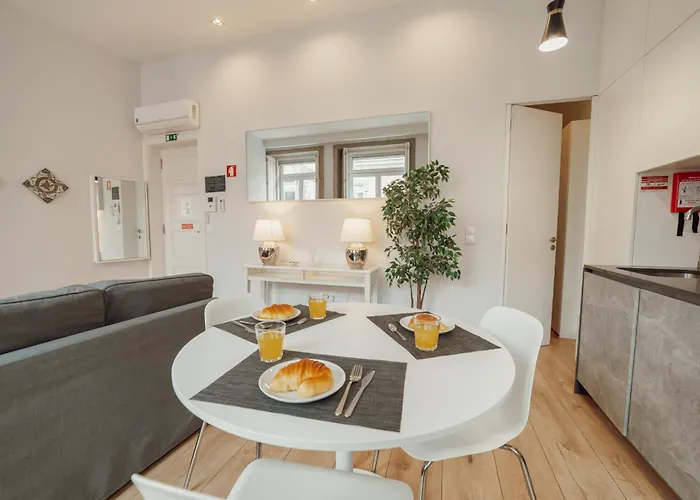 Downtown Elegant By Hosty Apartament Porto