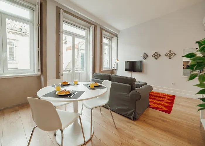 Downtown Elegant By Hosty