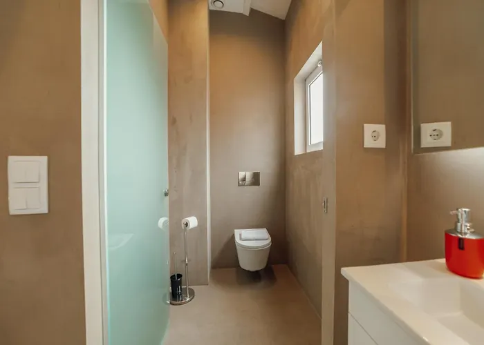 Downtown Elegant By Hosty *