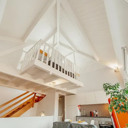 Downtown Elegant By Hosty Порту