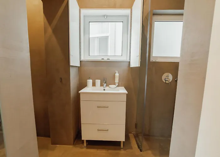 Apartman Downtown Elegant By Hosty Porto