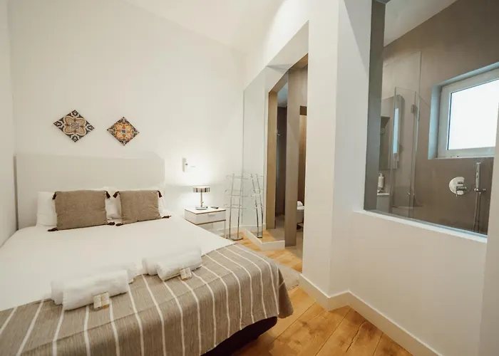 Downtown Elegant By Hosty Apartman