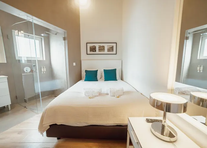 Apartman Downtown Elegant By Hosty Porto