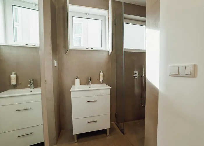 Apartman Downtown Elegant By Hosty Porto