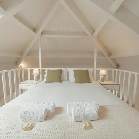 Downtown Elegant By Hosty *